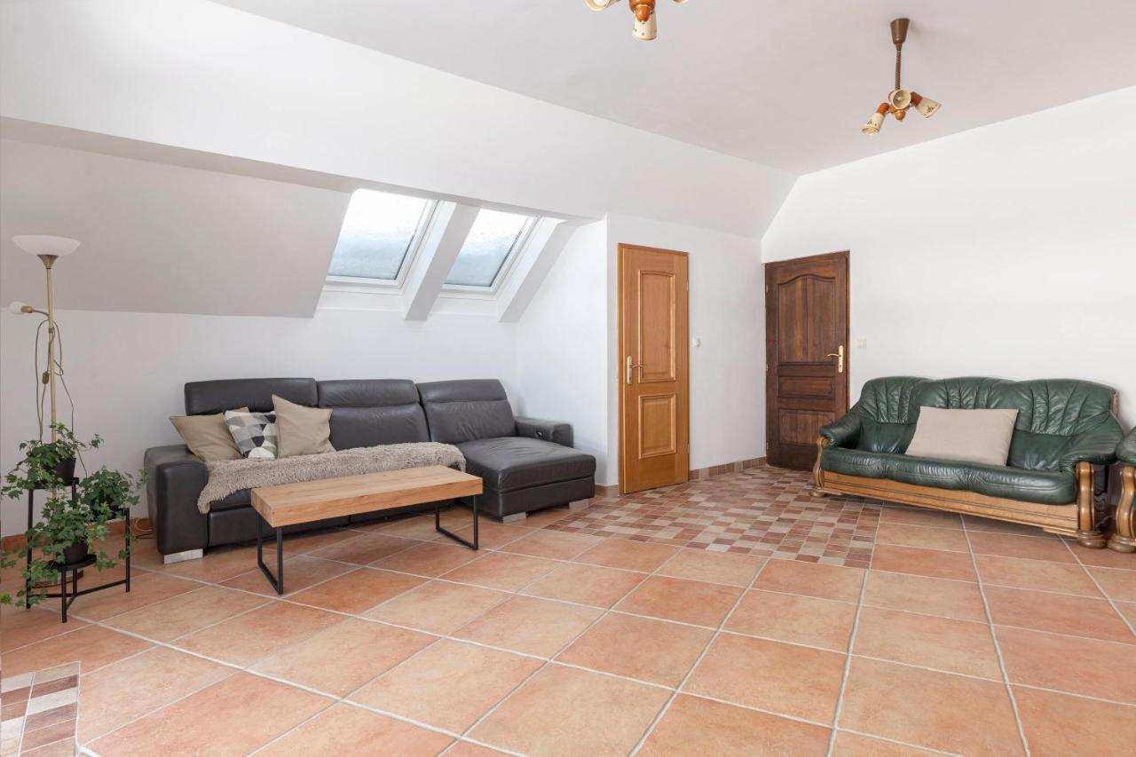 Guest House Struc Slovenj Gradec Bagian luar foto