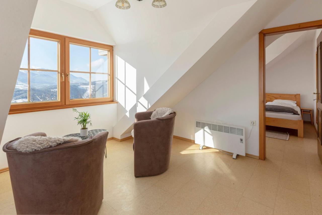 Guest House Struc Slovenj Gradec Bagian luar foto